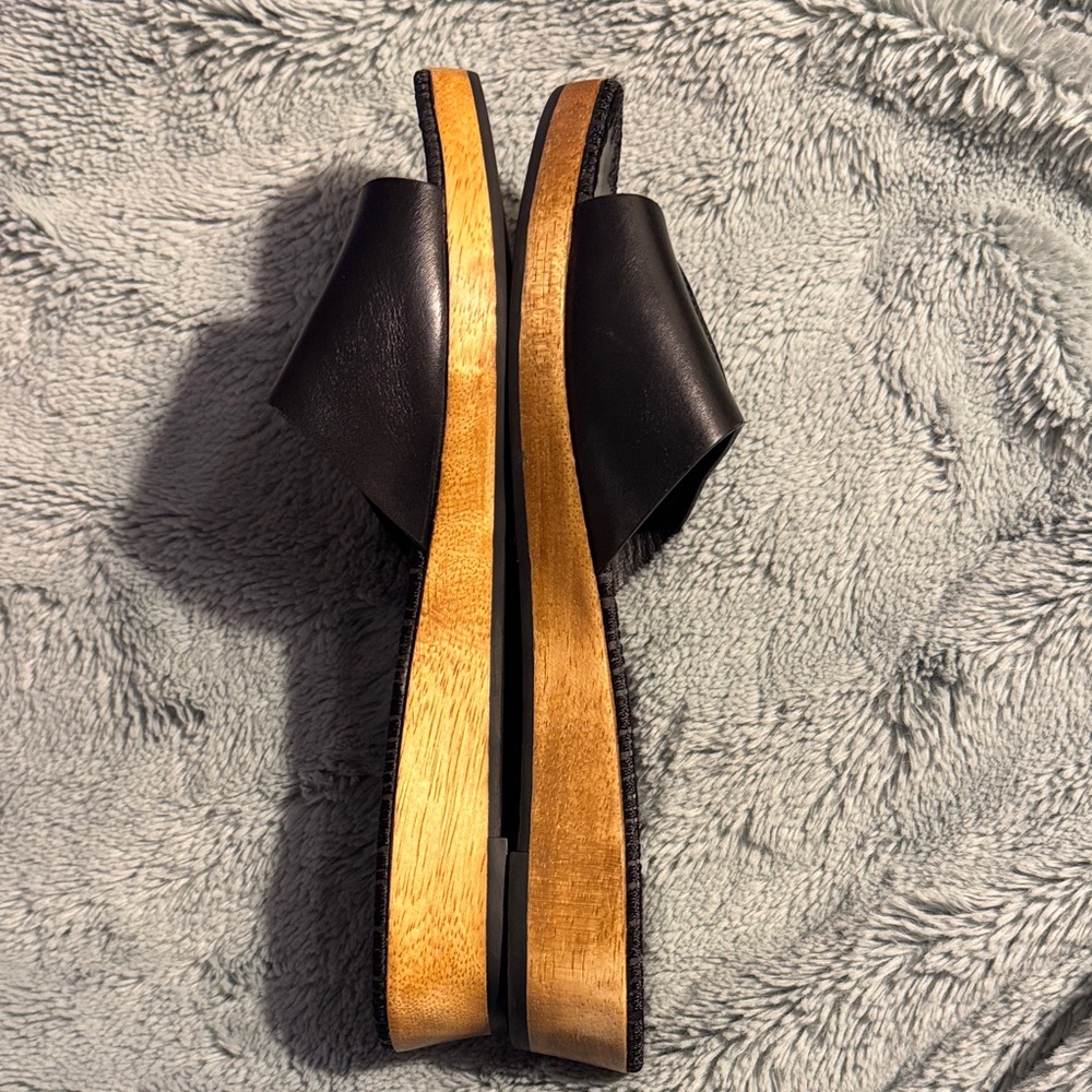 Tory Burch Patty Black low Slide Sandals - Picture 5 of 5